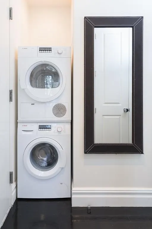 Midtown West 2 Bedroom Apartment New York
