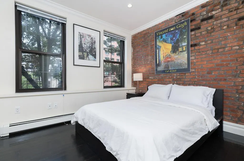 Midtown West 2 Bedroom Apartment New York