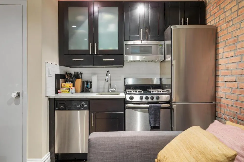 Midtown West 2 Bedroom Apartment New York